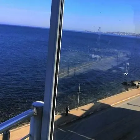 Sea View *